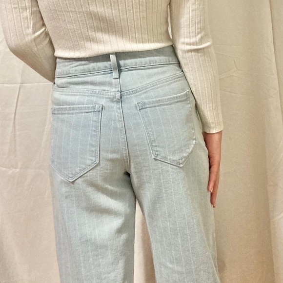 ✨Light Blue SLIM WIDE LEG Jeans & white stripes✨ - Picture 3 of 4
